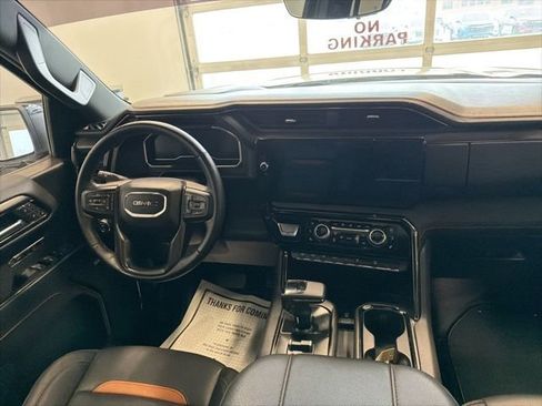 Used 2024 GMC Sierra 1500 AT4 w/ Technology Package image 25