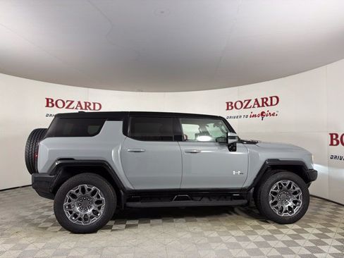 Used 2025 GMC Hummer EV 3X AWD/4WD image 18