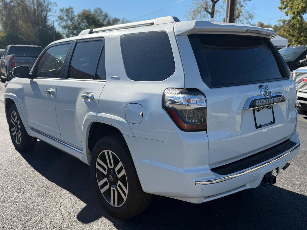 Used 2018 Toyota 4Runner Limited AWD/4WD image 5