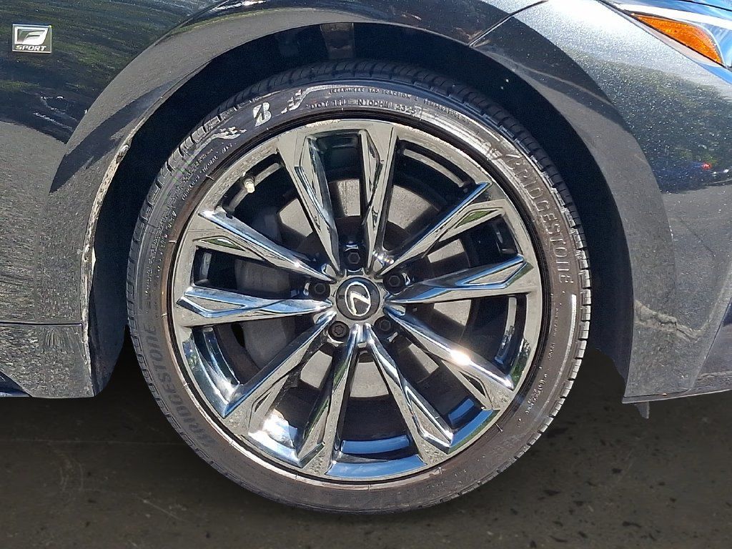 Used 2021 Lexus IS 350 F Sport w/ Accessory Package 2 AWD/4WD image 9