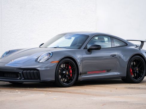 Used 2025 Porsche 911 Carrera 4 GTS image 11