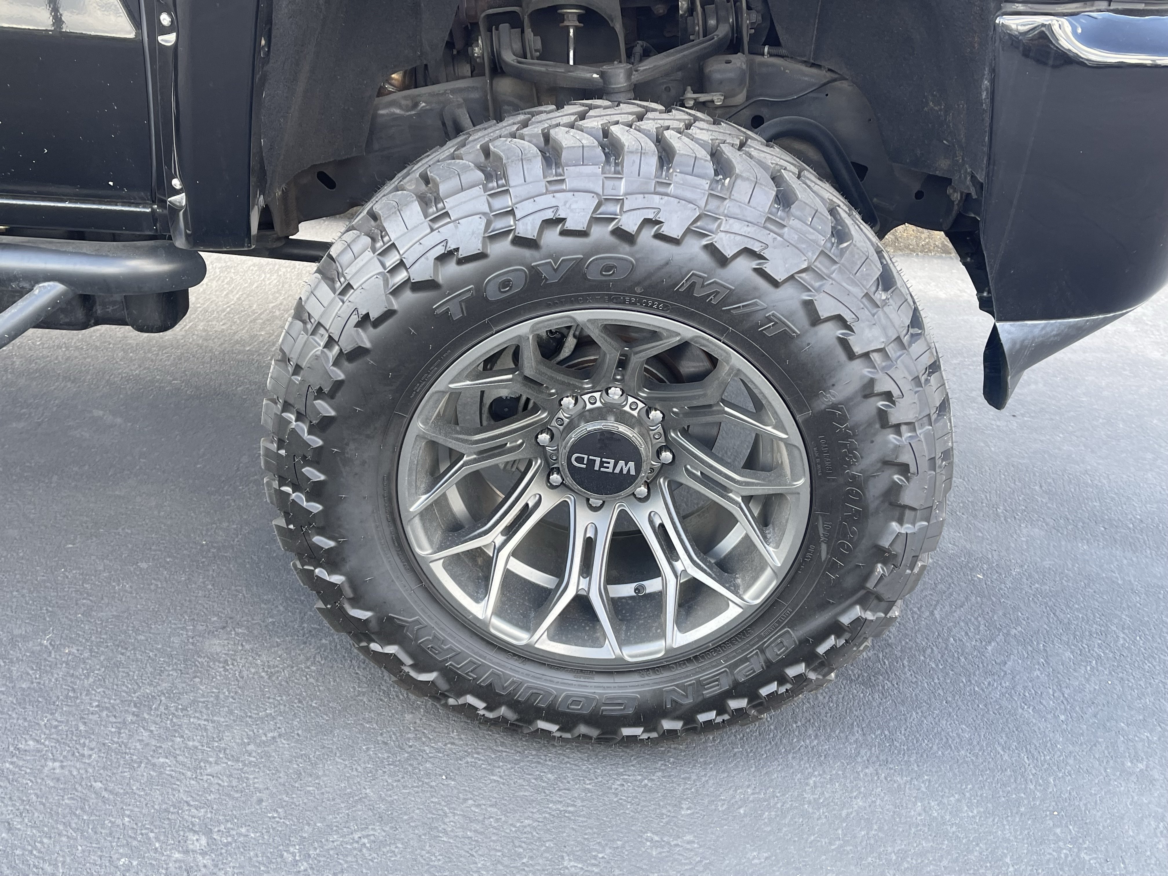 Used 2015 Chevrolet Silverado 3500 High Country AWD/4WD image 5