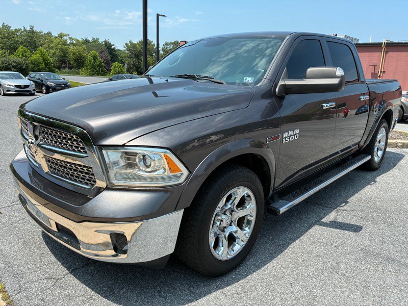 Used 2016 RAM 1500 Laramie w/ Convenience Group RWD image 9