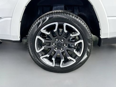New 2026 RAM 1500 Limited AWD/4WD image 17
