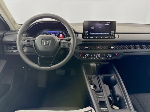 Certified 2025 Honda Accord SE image 26