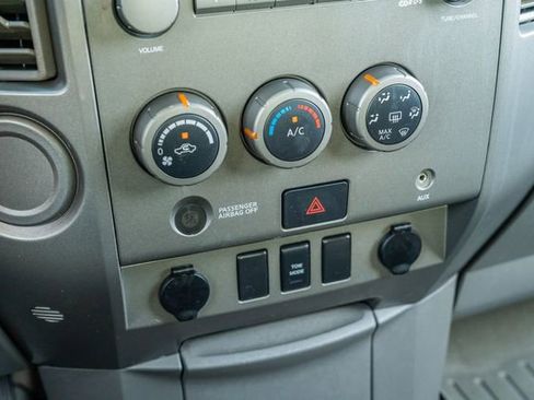 Used 2006 Nissan Titan XE w/ (W04) Preferred Pkg image 28