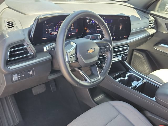 Certified 2026 Chevrolet Traverse LT w/ Driver Confidence Package FWD image 23