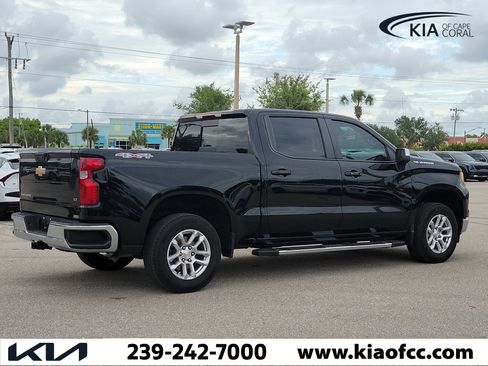 Used 2025 Chevrolet Silverado 1500 LT w/ Protection Package AWD/4WD image 5