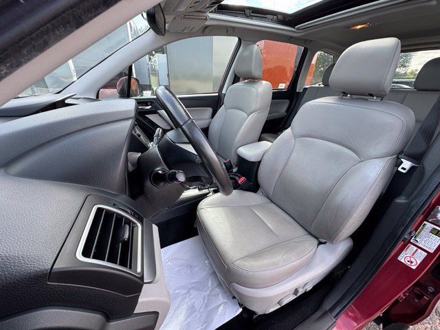 Used 2016 Subaru Forester 2.5i Touring w/ Eyesight & Navigation System AWD/4WD image 9