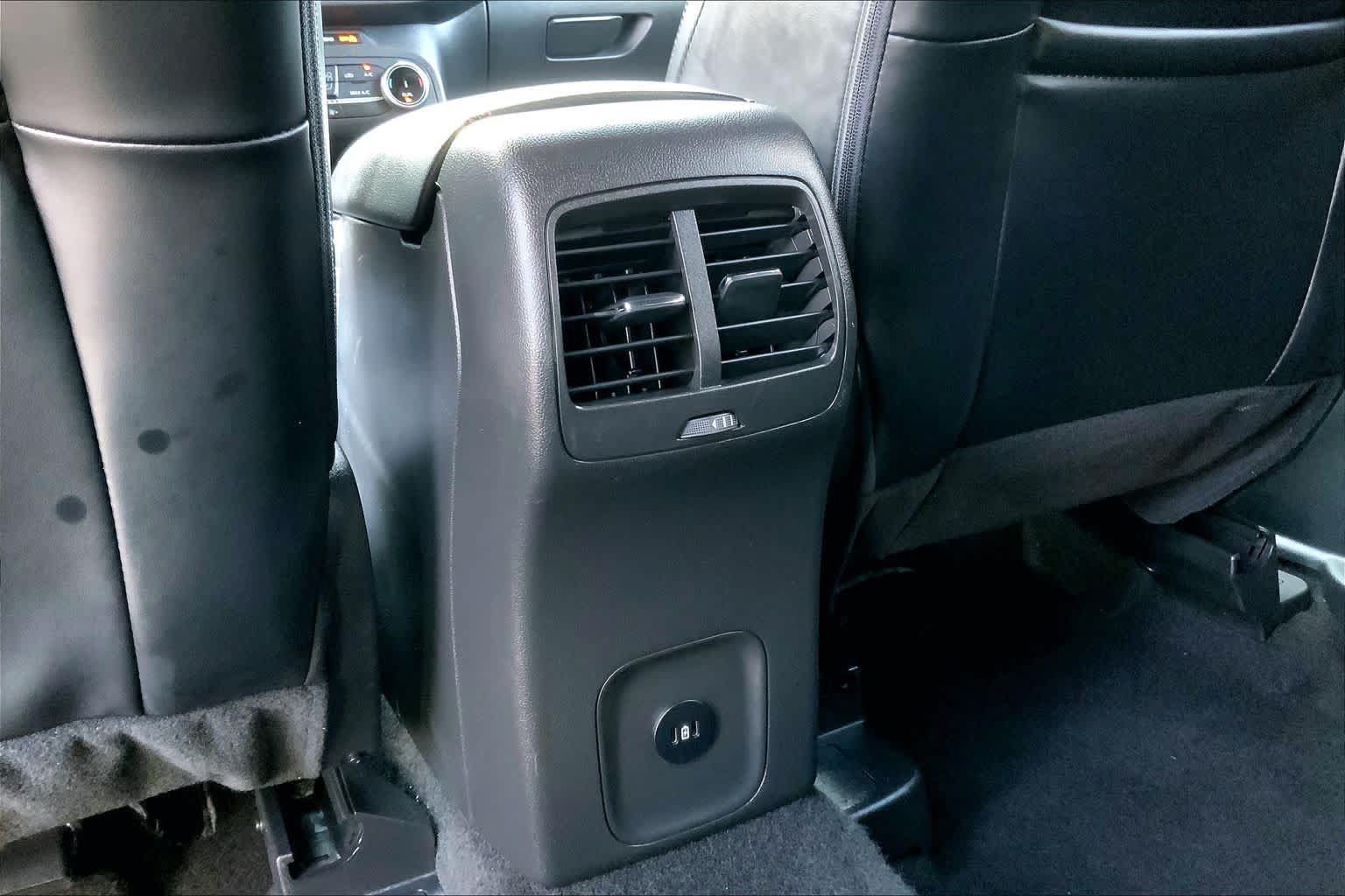 Used 2025 Ford Escape ST-Line FWD image 35