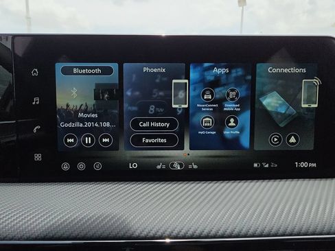 New 2026 Nissan Kicks SR w/ Cold Weather Package FWD image 18