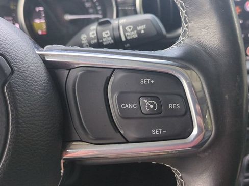 Used 2023 Jeep Wrangler Unlimited Sahara w/ Cold Weather Group AWD/4WD image 18