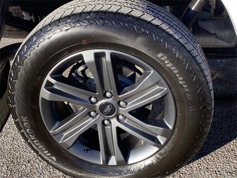 Used 2023 Ford F150 Lariat w/ Max Trailer Tow Package image 33