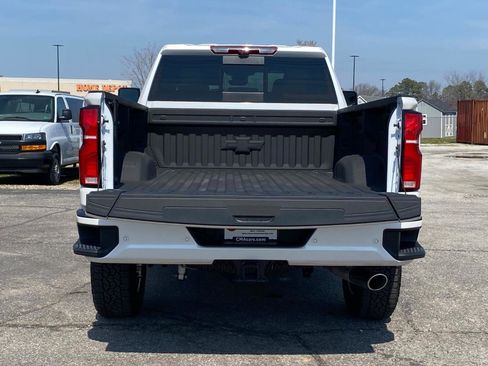 New 2025 Chevrolet Silverado 2500 High Country w/ Technology Package AWD/4WD image 6