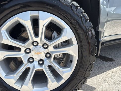 Used 2026 Chevrolet Silverado 1500 LTZ AWD/4WD image 30