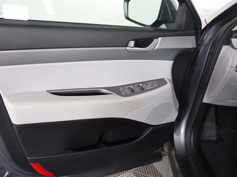 Used 2025 Hyundai Palisade SEL image 36