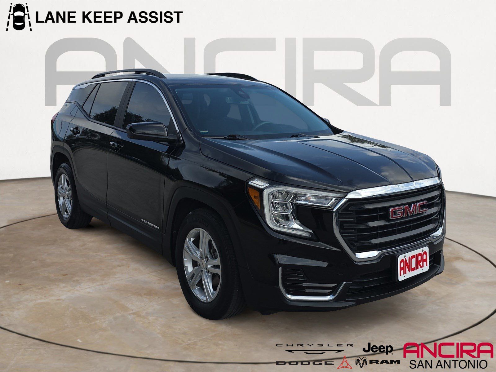 Used 2022 GMC Terrain SLE w/ Driver Convenience Package FWD image 1