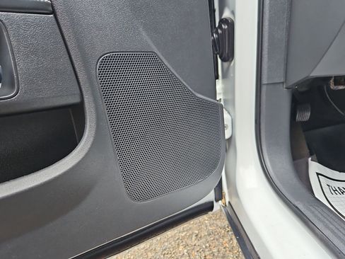 Used 2012 Dodge Challenger SRT8 w/ Premium Sound Group image 11