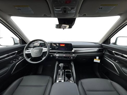 New 2025 Kia Telluride S image 9