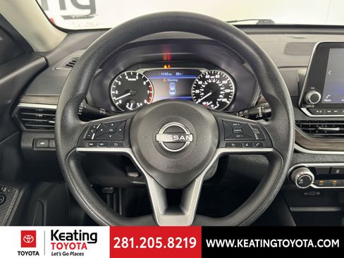 Used 2024 Nissan Altima 2.5 SV image 22
