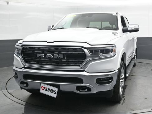 Used 2024 RAM 1500 Limited AWD/4WD image 6