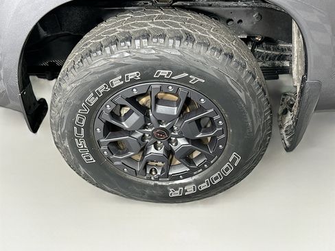 Used 2022 Nissan Frontier S w/ Technology Package RWD image 11