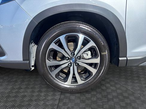 Used 2023 Subaru Forester Limited AWD/4WD image 10