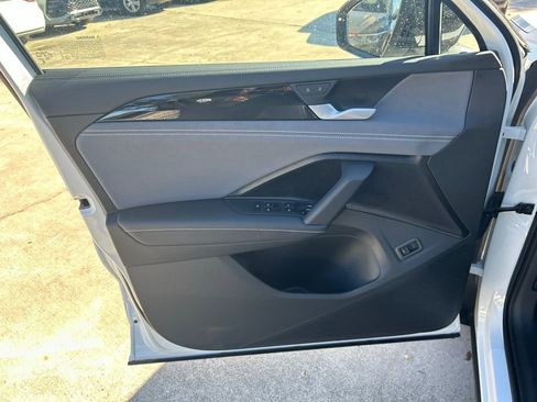 New 2026 Volkswagen Tiguan SE R-Line image 53