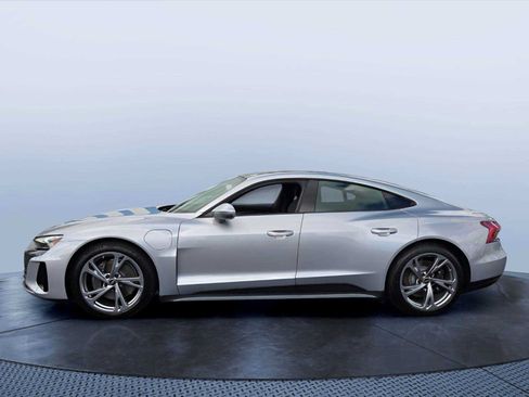 Used 2022 Audi e-tron GT Premium Plus AWD/4WD image 3