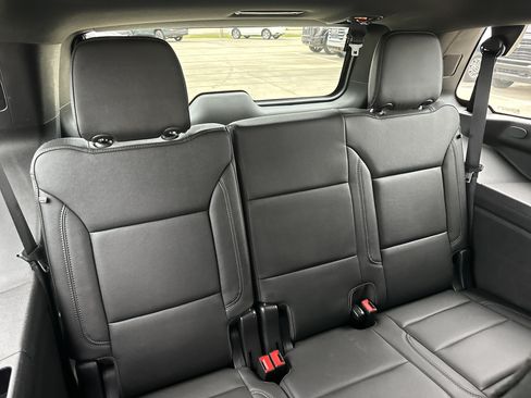 Certified 2022 Chevrolet Tahoe Z71 w/ Off-Road Capability Package AWD/4WD image 19