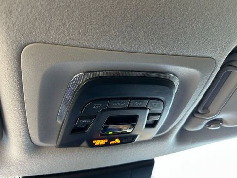 Used 2024 Toyota Corolla Cross LE w/ Moonroof Package image 28