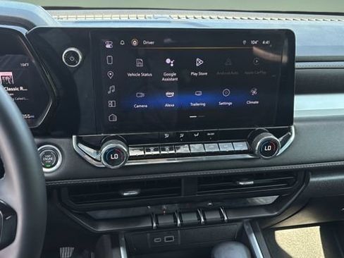 Used 2024 Chevrolet Colorado LT w/ LT Convenience Package RWD image 25