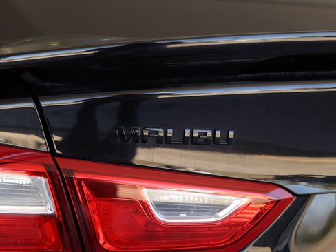 Certified 2022 Chevrolet Malibu RS image 30