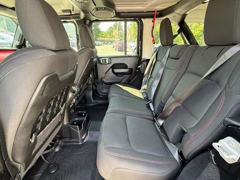 Used 2021 Jeep Wrangler Unlimited Rubicon image 17