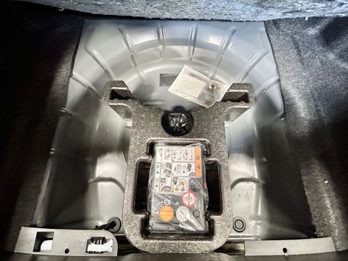 Used 2022 Ford Mustang GT Premium w/ Equipment Group 401A image 8