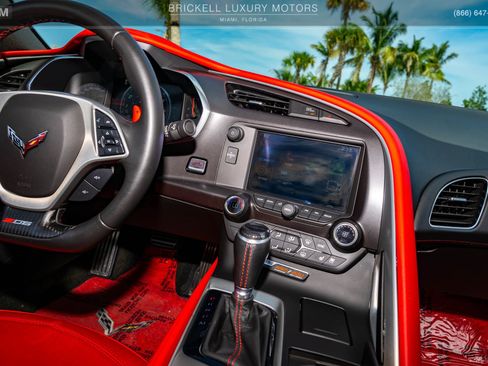 Used 2019 Chevrolet Corvette Z06 RWD image 26