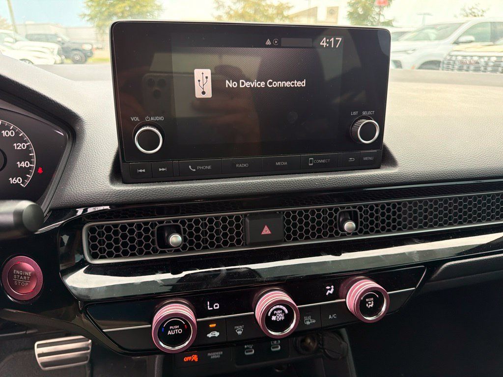 Used 2025 Honda Civic Sport image 17