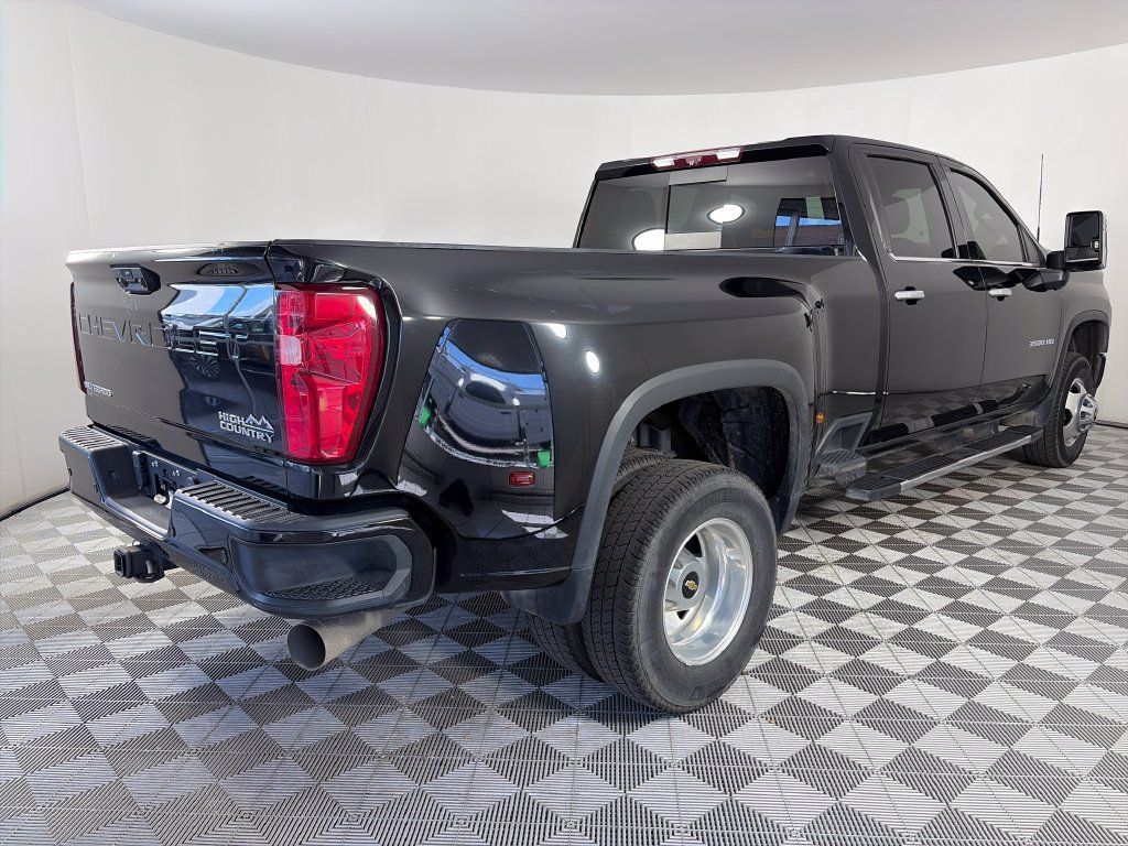 Used 2022 Chevrolet Silverado 3500 High Country AWD/4WD image 7
