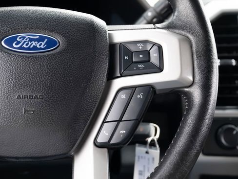 Used 2019 Ford F350 Lariat image 32
