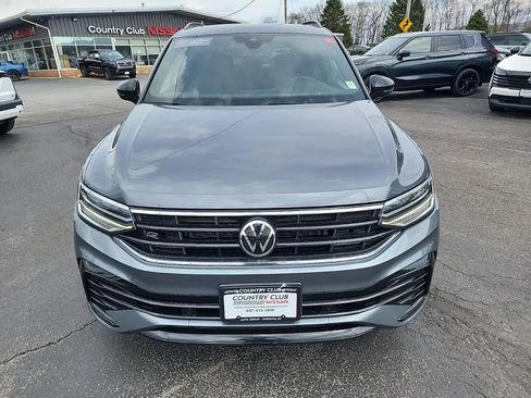 Used 2022 Volkswagen Tiguan SE R-Line image 3