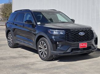 New 2025 Ford Explorer ST-Line w/ Premium Package video 2