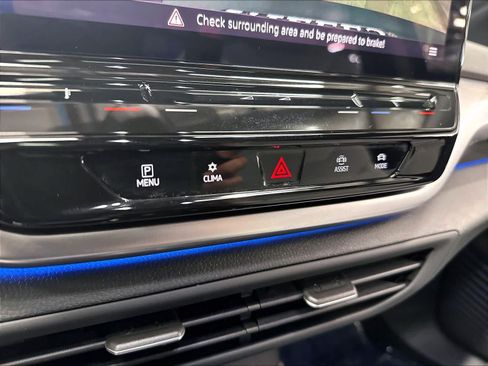 Used 2022 Volkswagen ID.4 Pro S RWD image 18