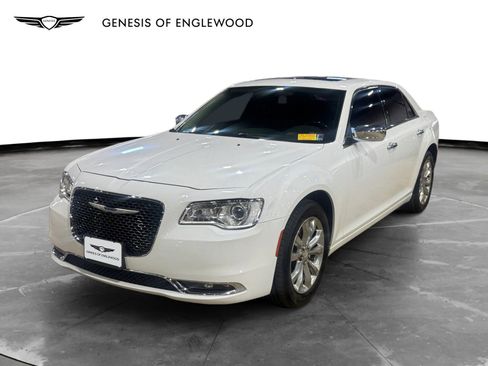 Used 2019 Chrysler 300 Limited w/ Light Group AWD/4WD image 1