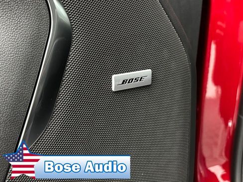 New 2025 GMC Yukon XL Elevation w/ LPO, Yukon Black Package image 9