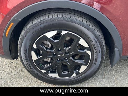 Used 2025 Kia Sorento S w/ Panoramic Sunroof Package image 11