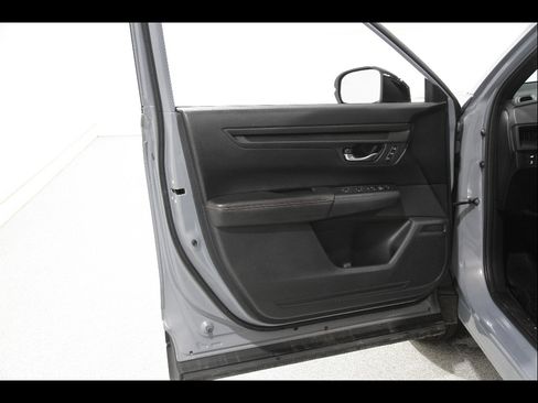 Used 2024 Honda CR-V Sport-L image 4