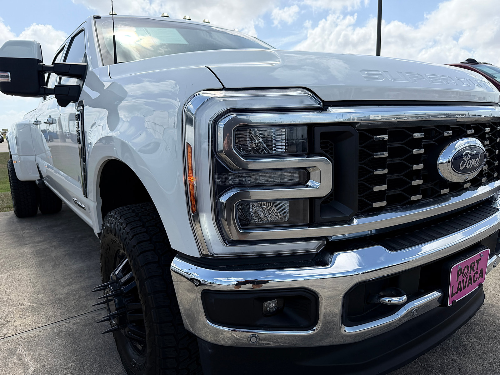 Used 2023 Ford F350 Lariat w/ Lariat Ultimate Package AWD/4WD image 36