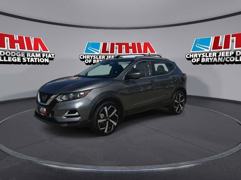Used 2022 Nissan Rogue Sport SL AWD/4WD image 4