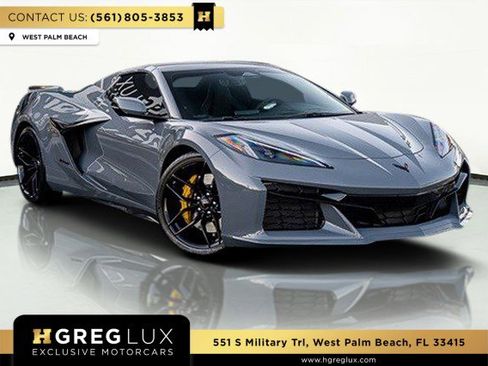 Used 2025 Chevrolet Corvette Z06 image 1