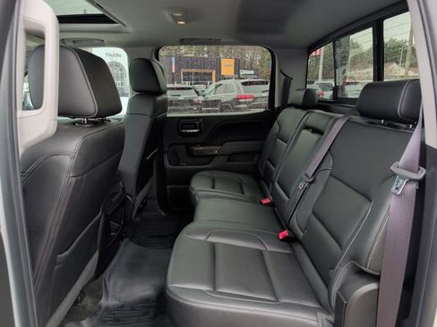 Used 2017 GMC Sierra 1500 SLT w/ SLT Premium Package AWD/4WD image 32